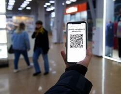 Томские ТЦ и заведения не обязаны проверять QR-коды на достоверность