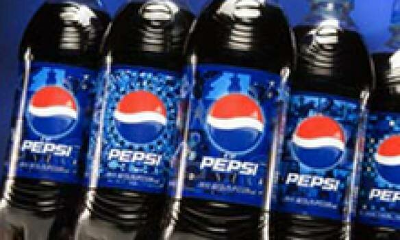 Pepsi выплатит компенсацию за презерватив в бутылке