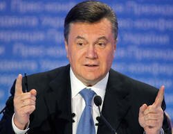 Янукович устроил многочасовой «Диалог со страной»