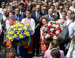 Лидера украинской оппозиции прогнали от Вечного огня криками «Гитлер капут!»